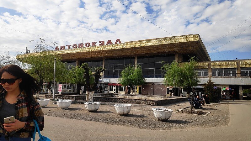 ビシュケクのバスターミナル